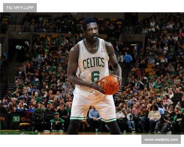 NBA后卫地位之争谁是第一人全面分析各大球员的实力与成就 NBA后卫地位之争谁是第一人全面分析各大球员的实力与成就