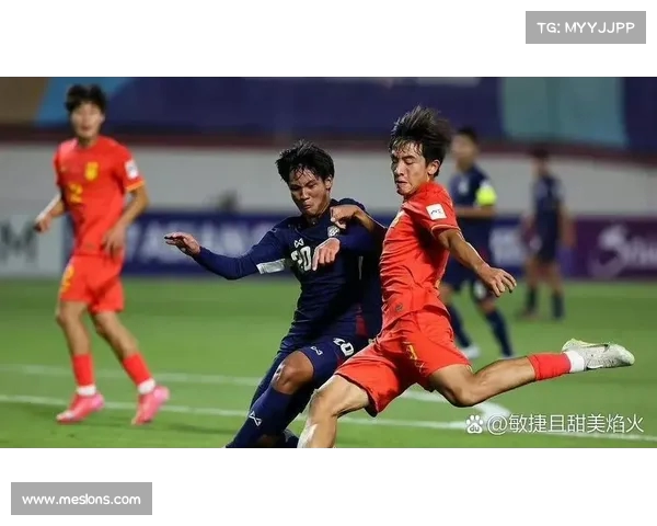 法甲赛场惊现乌龙球激烈角逐意外成焦点 法甲赛场惊现乌龙球激烈角逐意外成焦点